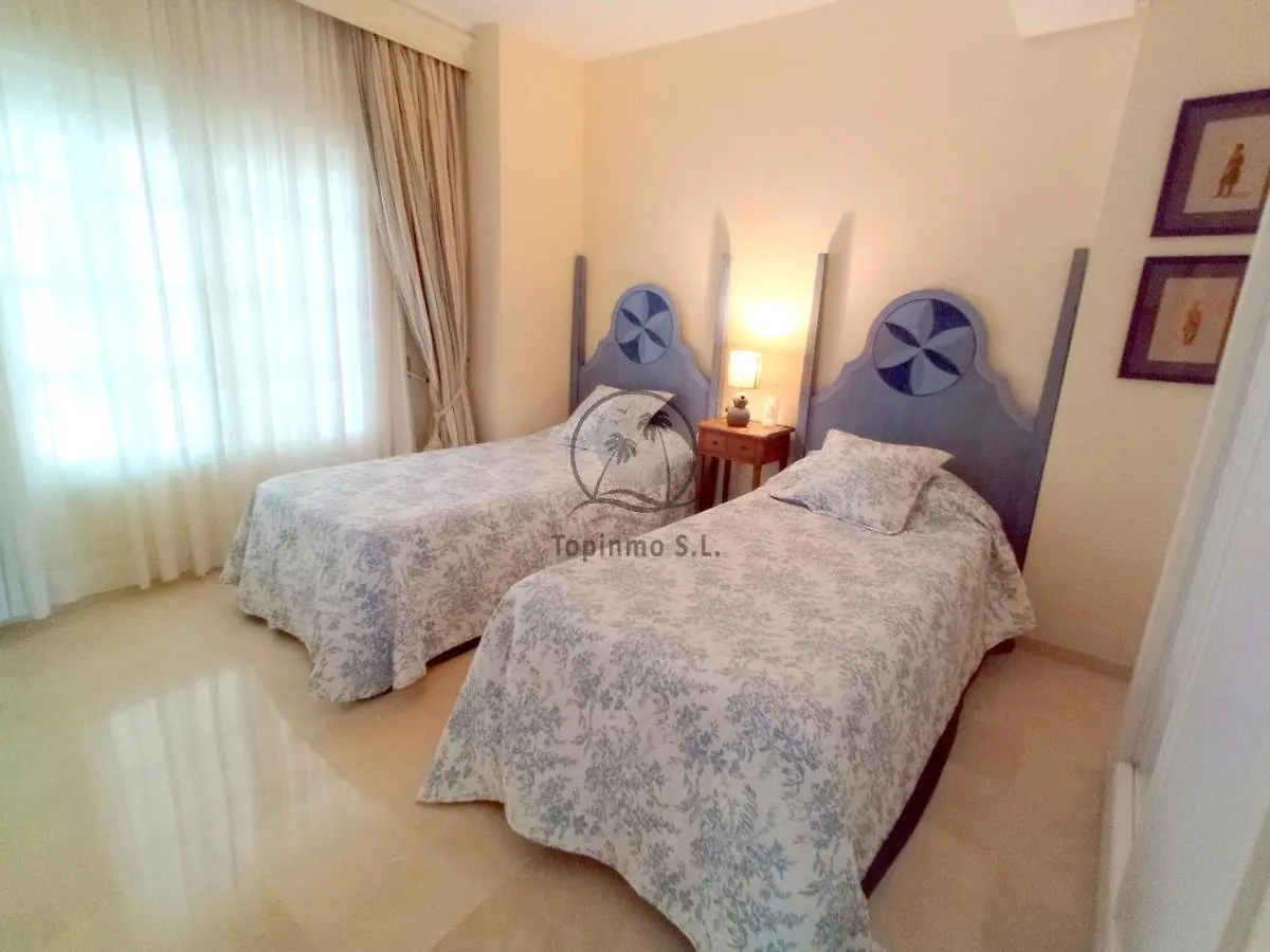 Great Marina View 2 Bedroom Apartment Island Complex In Puerto Marina Benalmádena