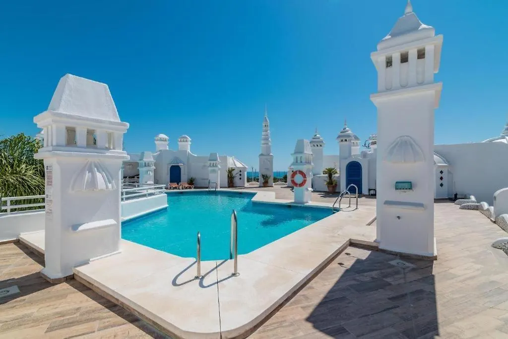 Great Marina View 2 Bedroom Apartment Island Complex In Puerto Marina Benalmádena