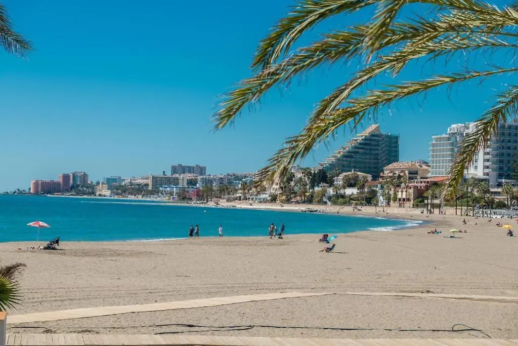 Great Marina View 2 Bedroom Apartment Island Complex In Puerto Marina Benalmádena