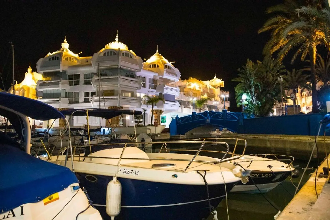 Great Marina View 2 Bedroom Apartment Island Complex In Puerto Marina Benalmádena 0*,  Espagne
